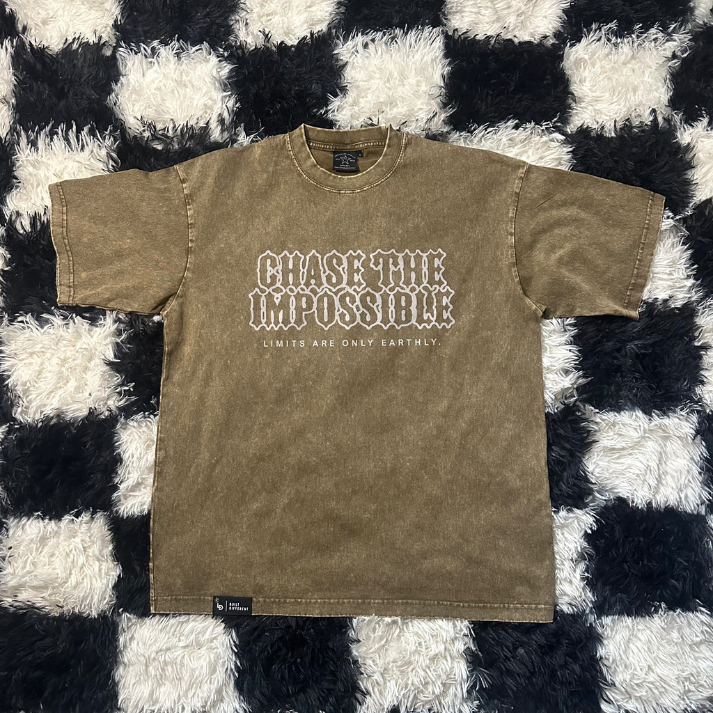 CHASE THE IMPOSSIBLE OVERSIZED TEE - VINTAGE WASHED BROWN